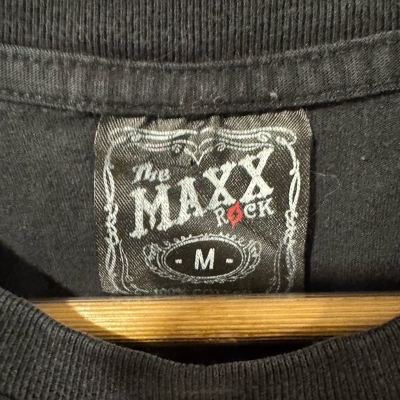 Metallica Heart Explosive Black T-Shirt OFFICIAL - Picture 4 of 7